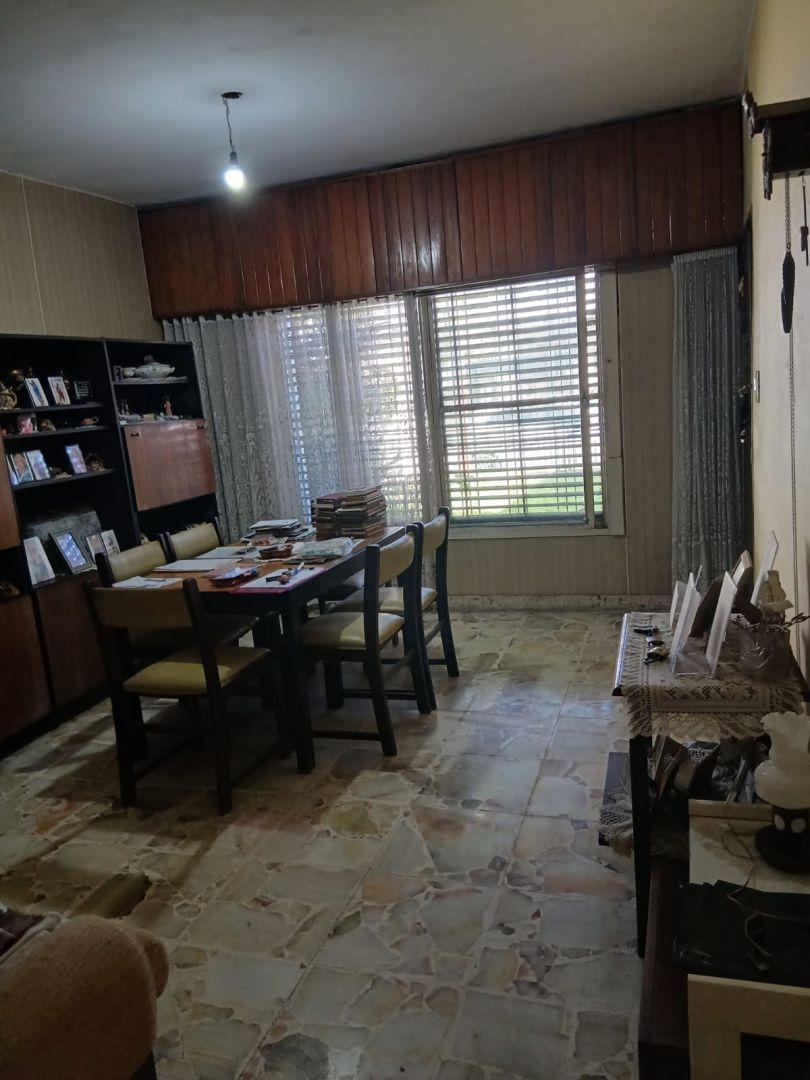 Foto de CASA SOBRE LOTE PROPIO DE 4 AMBIENTES CON GARAJE, imagen 2