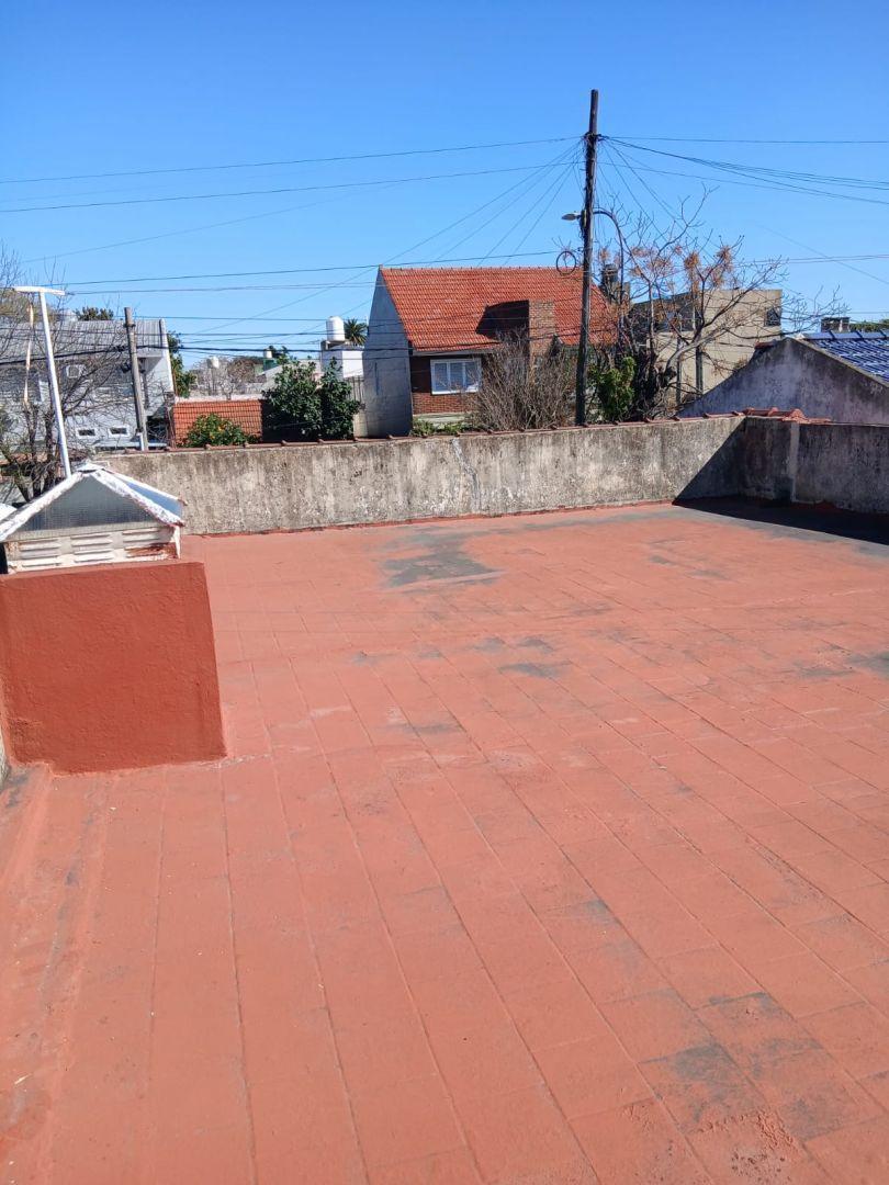 Foto de CASA SOBRE LOTE PROPIO DE 4 AMBIENTES CON GARAJE, imagen 5