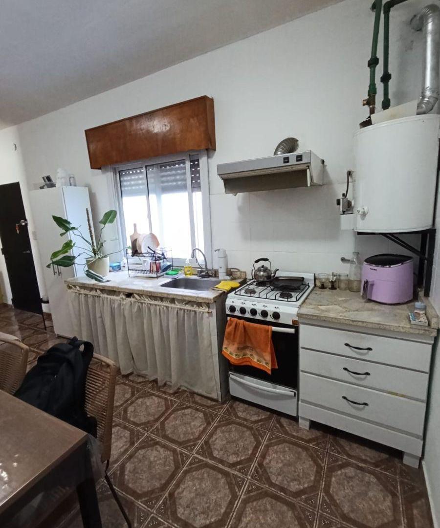 Foto de 2 AMB. EN 1ER PISO, imagen 2