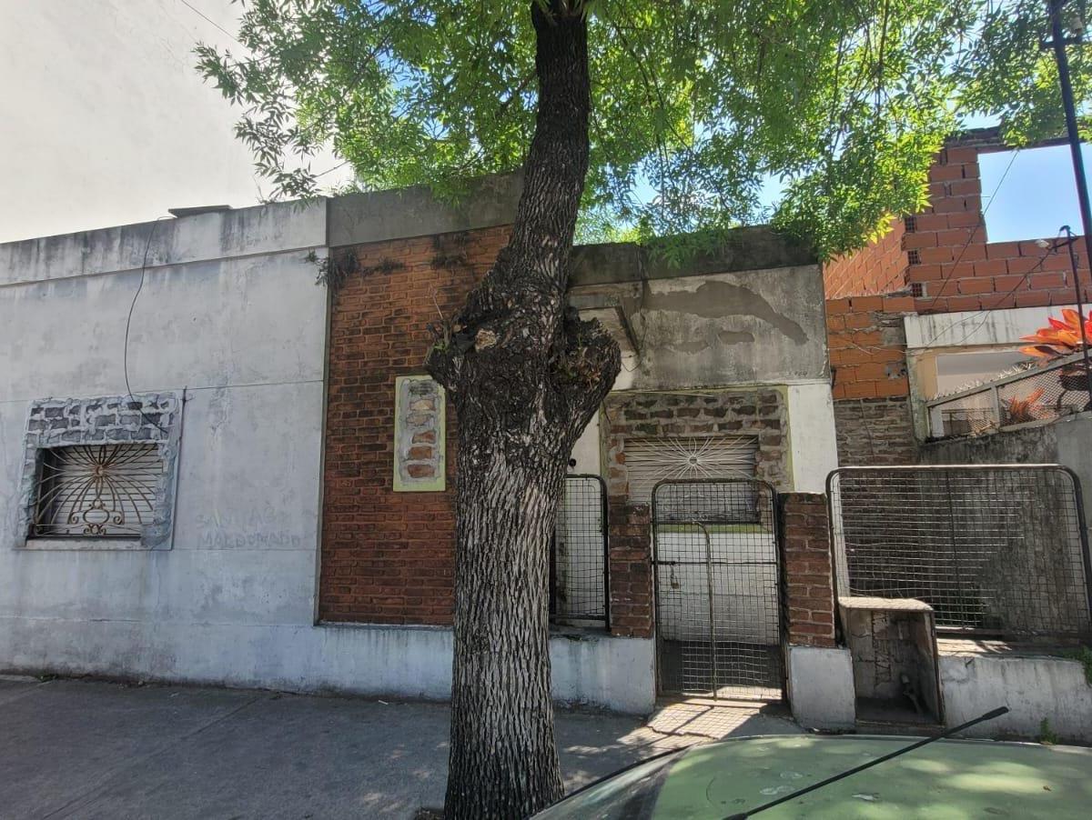Venta Terreno/ Lote/ Casa Demoler. Zelarrayan 5700. Villa Lugano 4