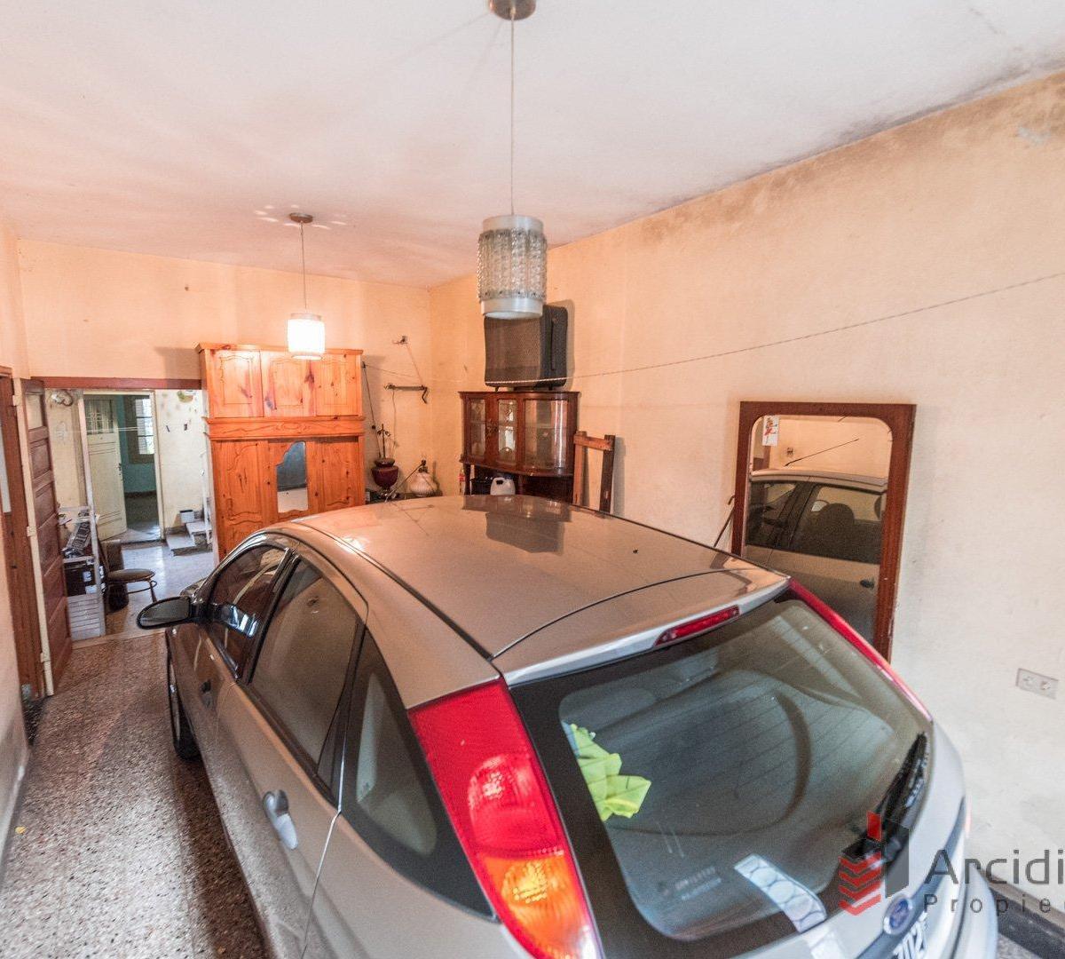 Venta Casa 4 Ambientes con Cochera. Murguiondo 4600, Villa Lugano. 3