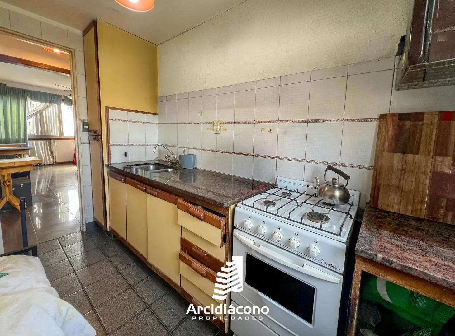 VENTA DEPTO 3 AMB. BARRIO NAGERA  BLOCK 2. MOZART 2300. V LUGANO. CABA 8