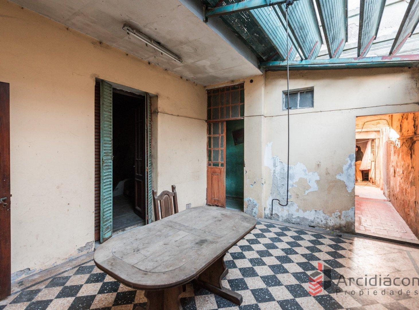 Foto de VENTA CASA CON COCHERA A DEMOLER/ LOTE, SAYOS 5400, VILLA LUGANO, imagen 5