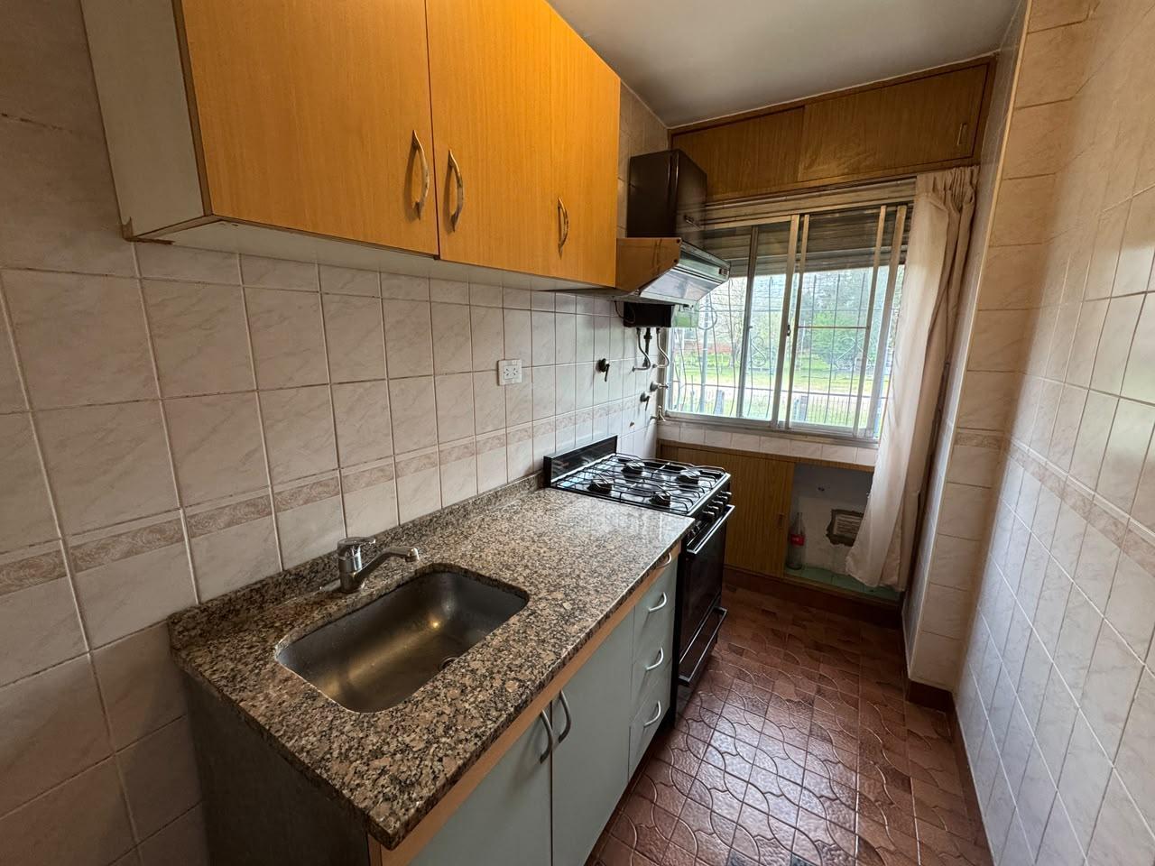 Foto de VENTA DEPARTAMENTO 3 AMB. EDIF 138, LUGANO 1 Y 2, VILLA LUGANO, CABA., imagen 2