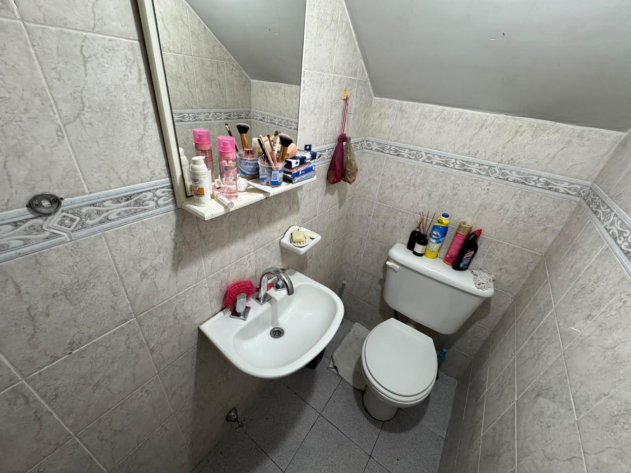 Foto de VENTA PH TIPO CASA 5 AMB C/COCHERA. BARROS PAZOS 6300, V. LUGANO. CABA, imagen 3