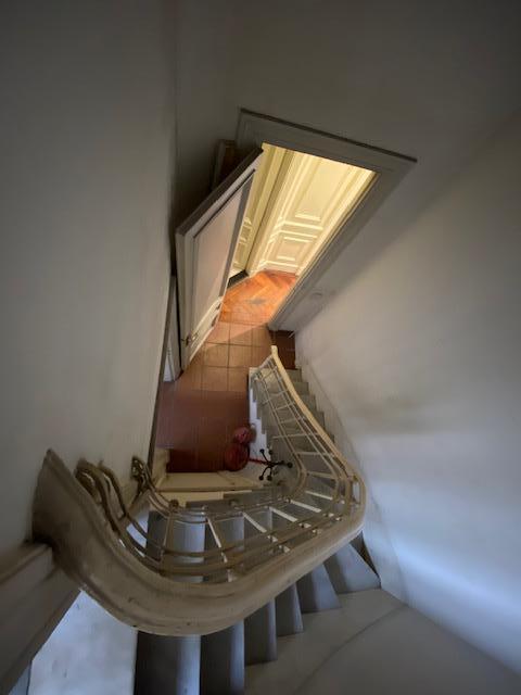 Precio Actualizado - Soberbio Piso en Edificio de Estilo en Plaza San Martin Ideal Estudio o Vivienda 3