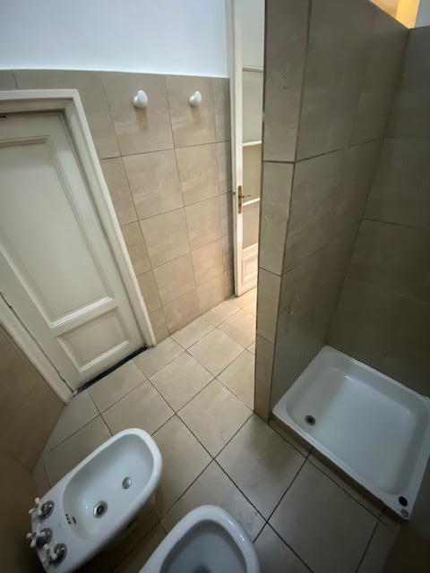Precio Actualizado - Soberbio Piso en Edificio de Estilo en Plaza San Martin Ideal Estudio o Vivienda 1