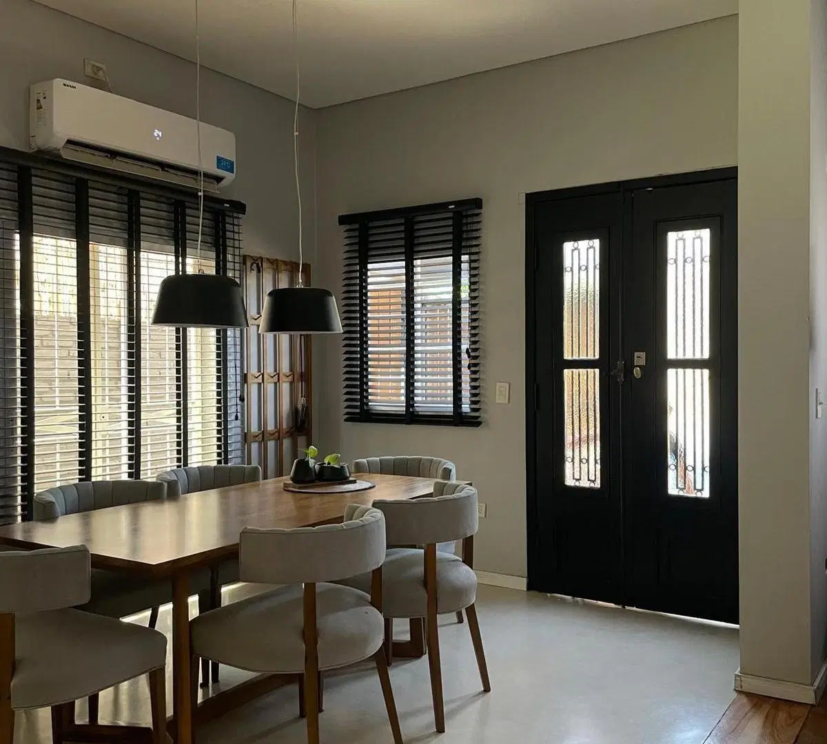 Casa de diseño en HURLINGHAM 4