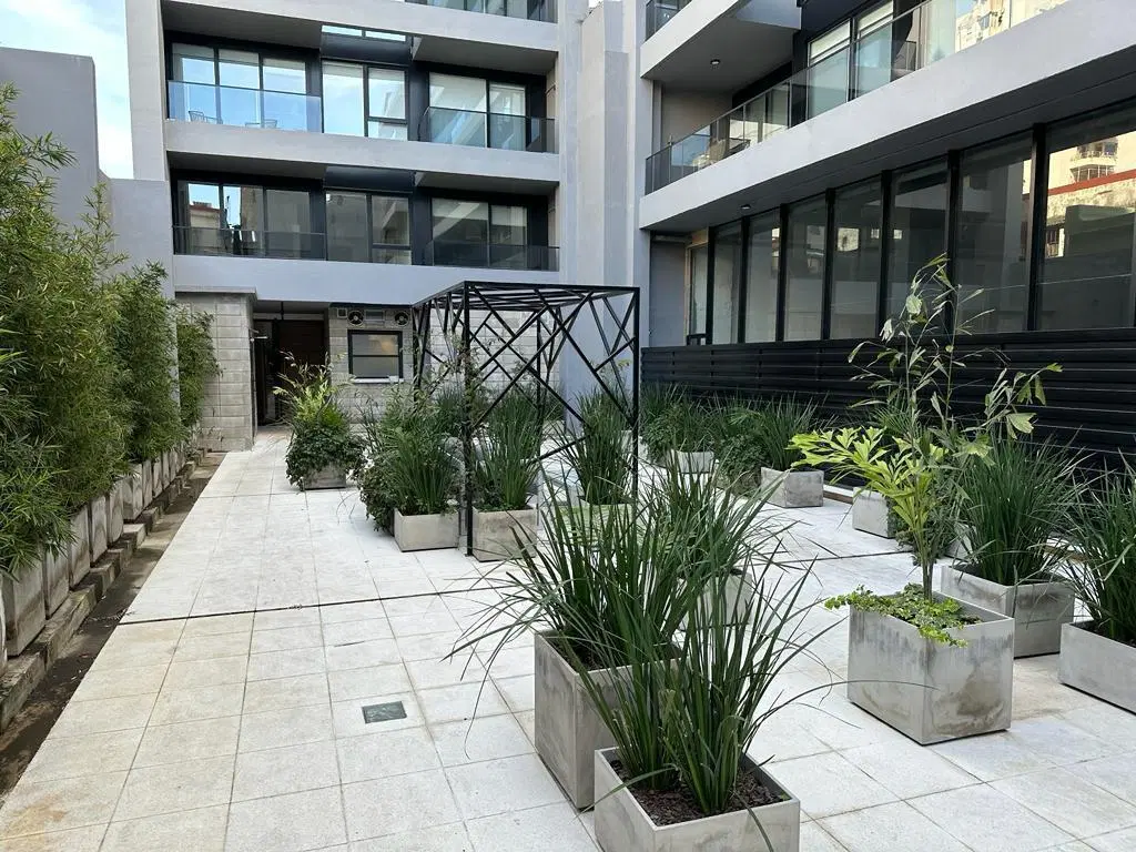 2 ambientes con cochera a pasos del Bajo con fantásticos amenities - SE ALQUILA CON O SIN MUEBLES 4