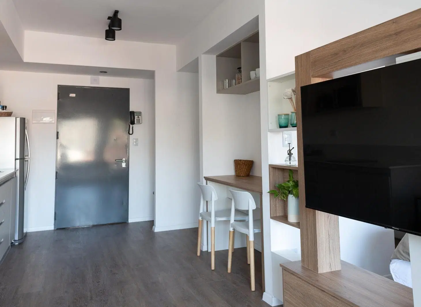 2 ambientes con cochera a pasos del Bajo con fantásticos amenities - SE ALQUILA CON O SIN MUEBLES 1