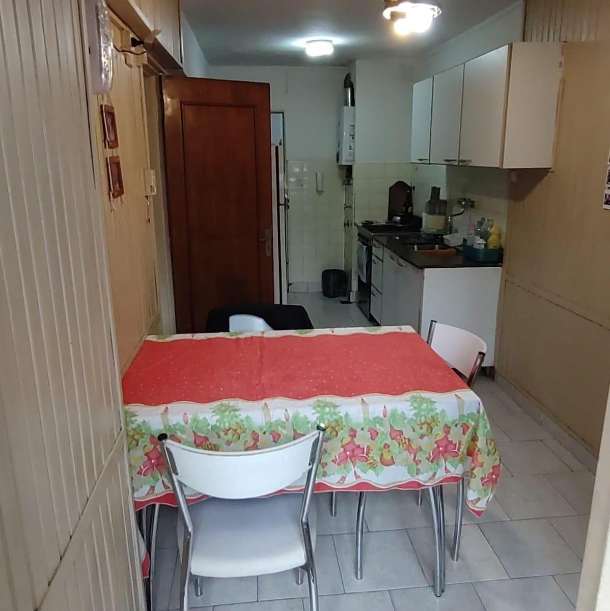 Departamento de 3 Dorm. con Balcón. Frente 5