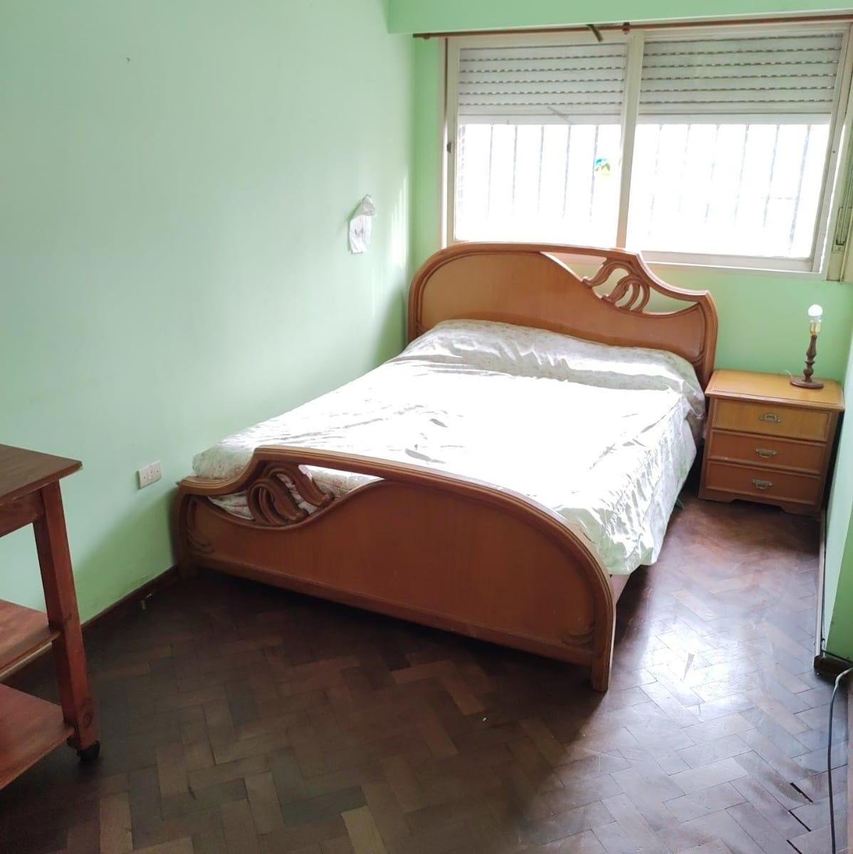 Departamento de 3 Dorm. con Balcón. Frente 1