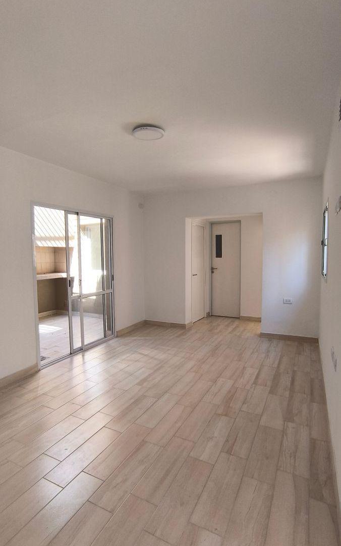 Foto de Hermoso departamento interno totalmente reciclado a nuevo, imagen 2