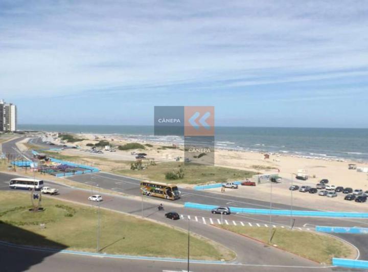 Vista plena a la Brava