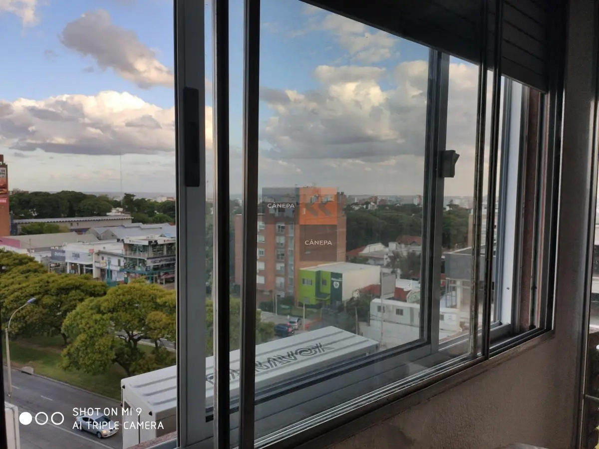 Venta apartamento de 3 dormitorios en  Malvin 4