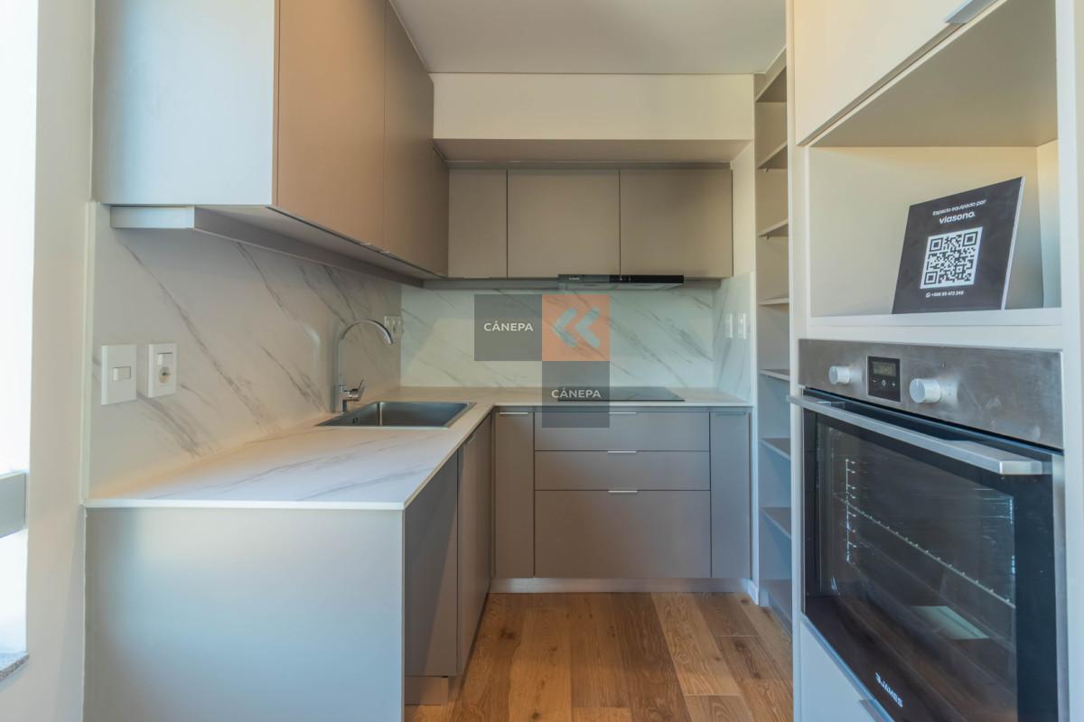 Foto de Venta apartamento de 2 dormitorios en Carrasco Sur, imagen 1