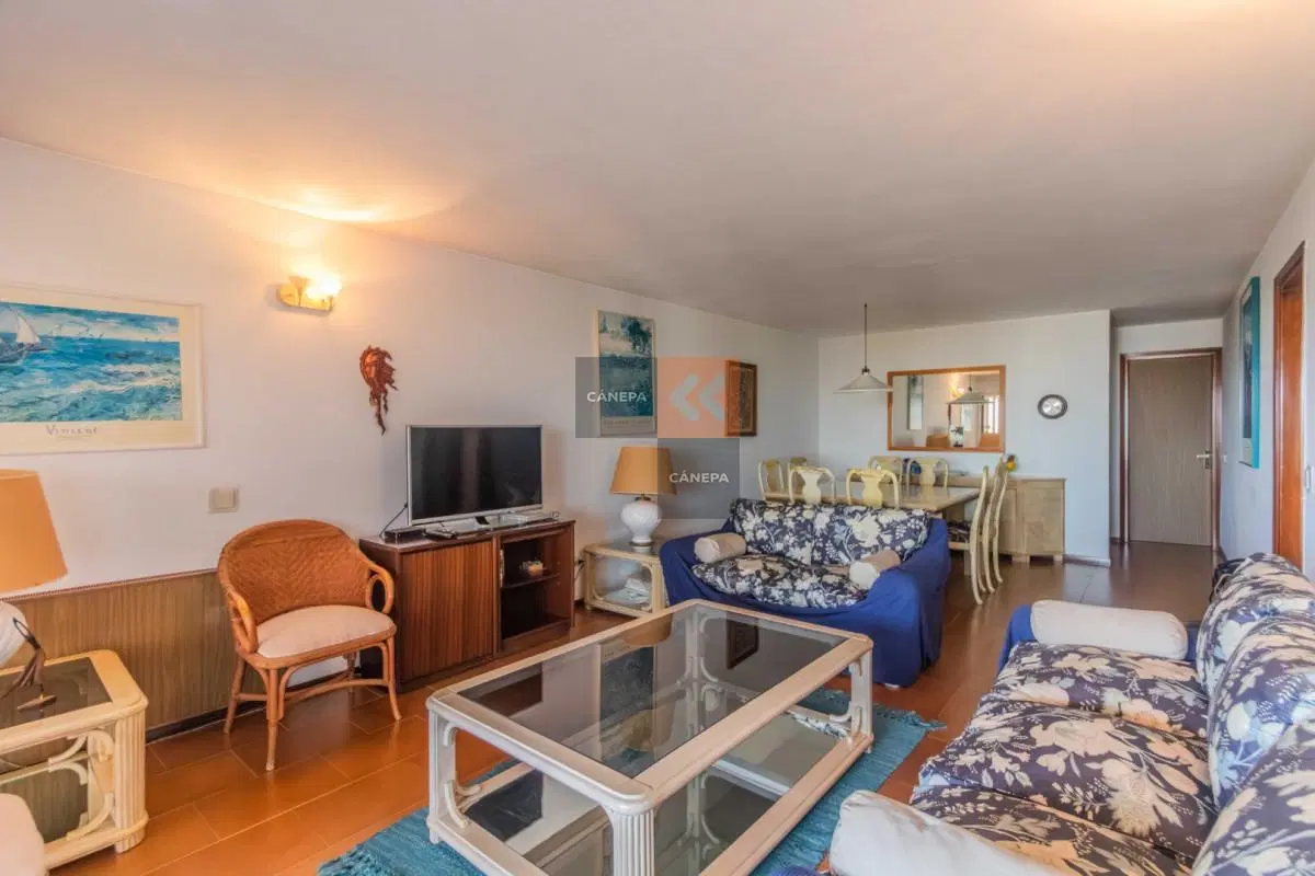 Apartamento sobre Roosevelt en piso alto 3