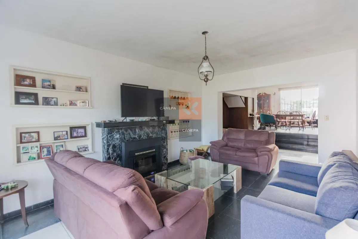 Casa en venta en mansa de 4 dormitorios 2