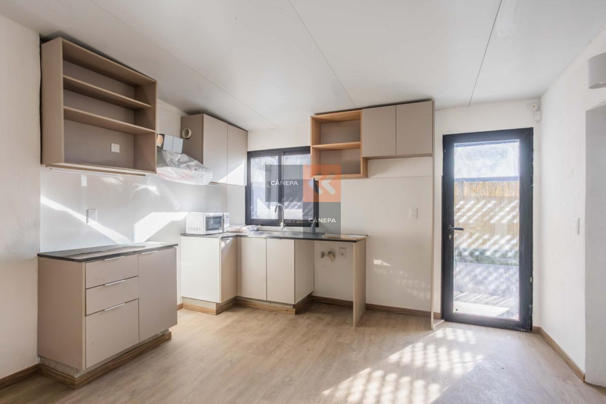 Foto de Alquiler casa de 1 dormitorio + patio con parrillero en Carrasco Norte, imagen 5