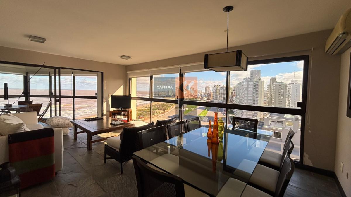 Foto de Apartamento frente al mar de 3 dormitorios, imagen 2
