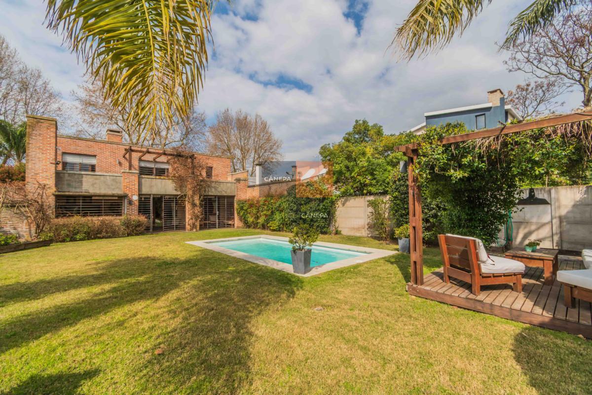 Foto de Venta espectacular casa de 4 dormitorios con jardín, piscina y barbacoa, imagen 2