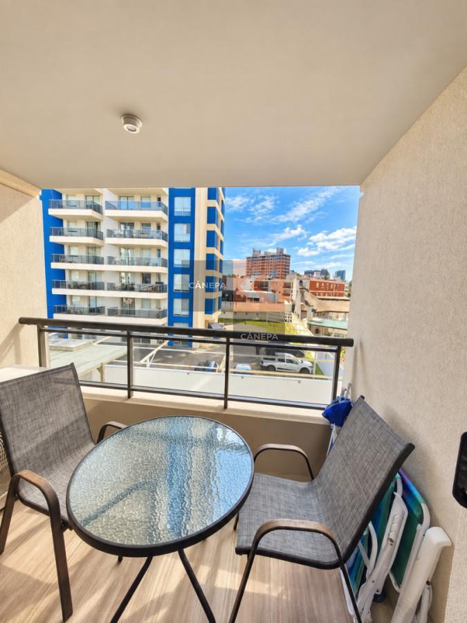 Foto de Apartamento en venta de 2 dormitorios a pasos del mar en Brava - Punta, imagen 1