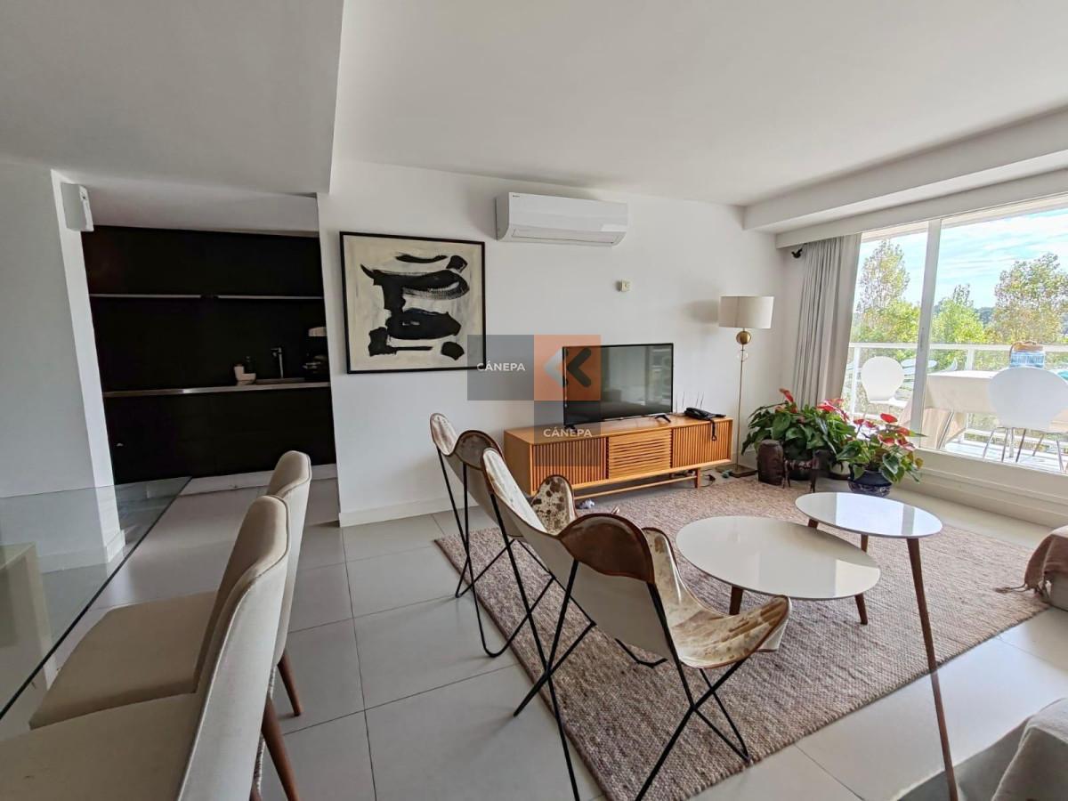 Foto de En venta apto 3 dormitorios en torre de categoría, imagen 1