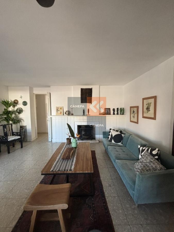 Foto de Apartamento de 2 dormitorios en alquiler temporal, imagen 1