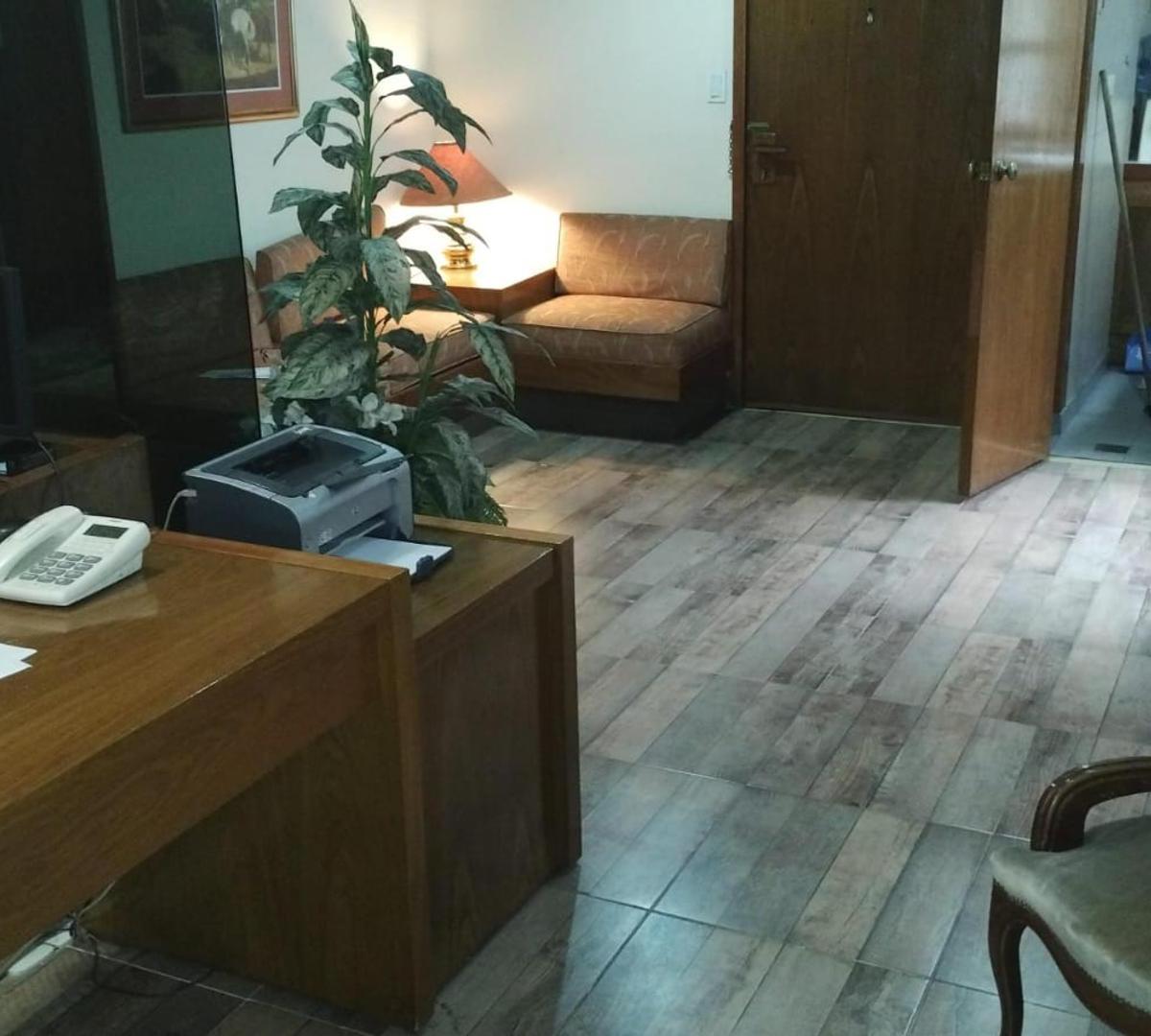 Oficina de 4 Ambientes 80 m² 5