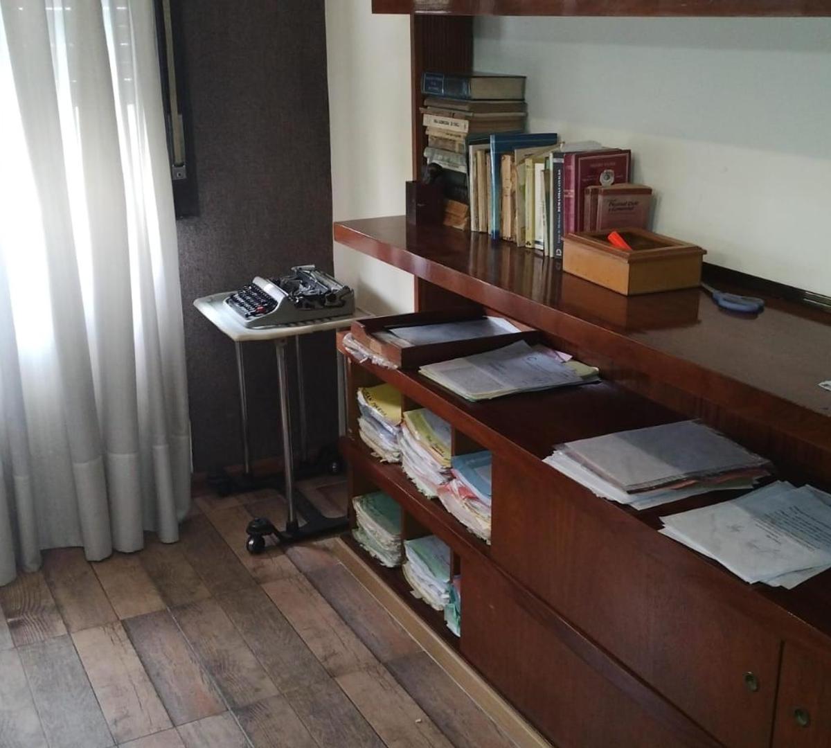 Oficina de 4 Ambientes 80 m² 1