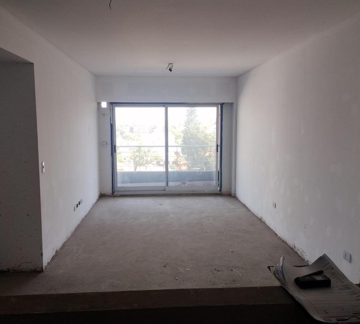 Dpto. de 3 Amb. con Balcon Al Frente con 2 Baños a Estrenar 1