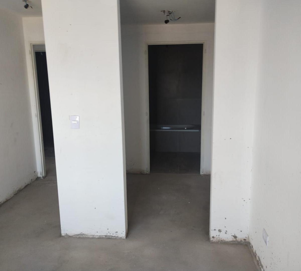 Dpto. de 3 Amb. con Balcon Al Frente con 2 Baños a Estrenar 2