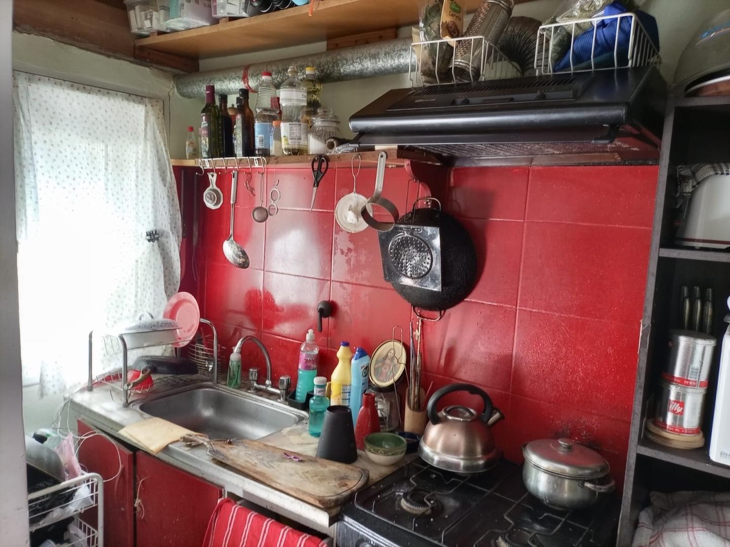 Foto de ph tipo casa de 3 amb y medio al frente con patio sin expen, imagen 1