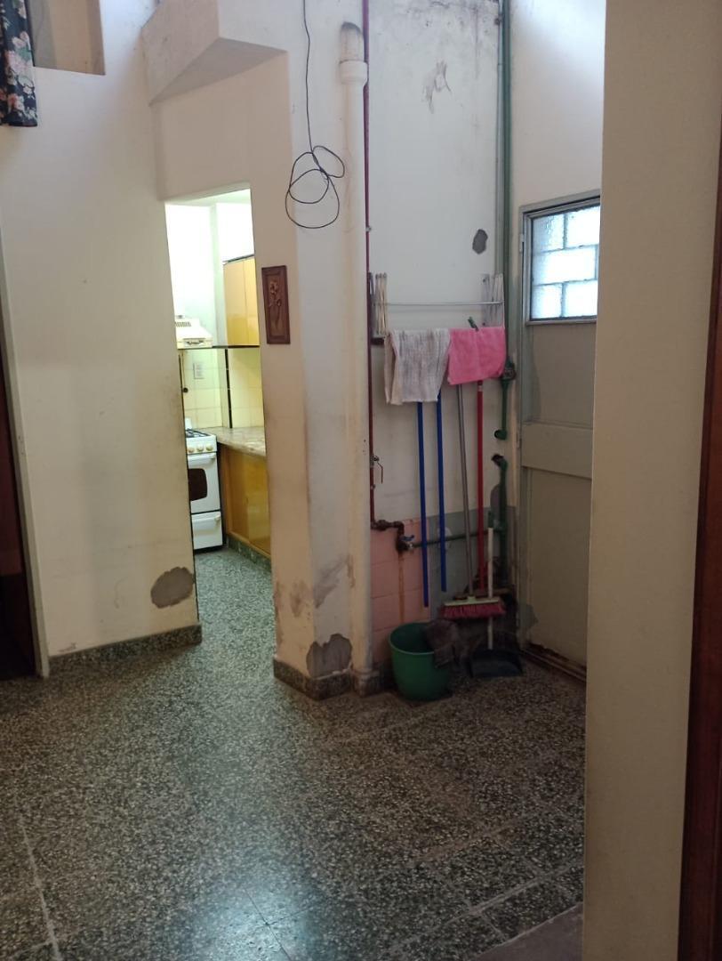 Foto de PH de 4 ambientes c/ 2 baños y terraza., imagen 4