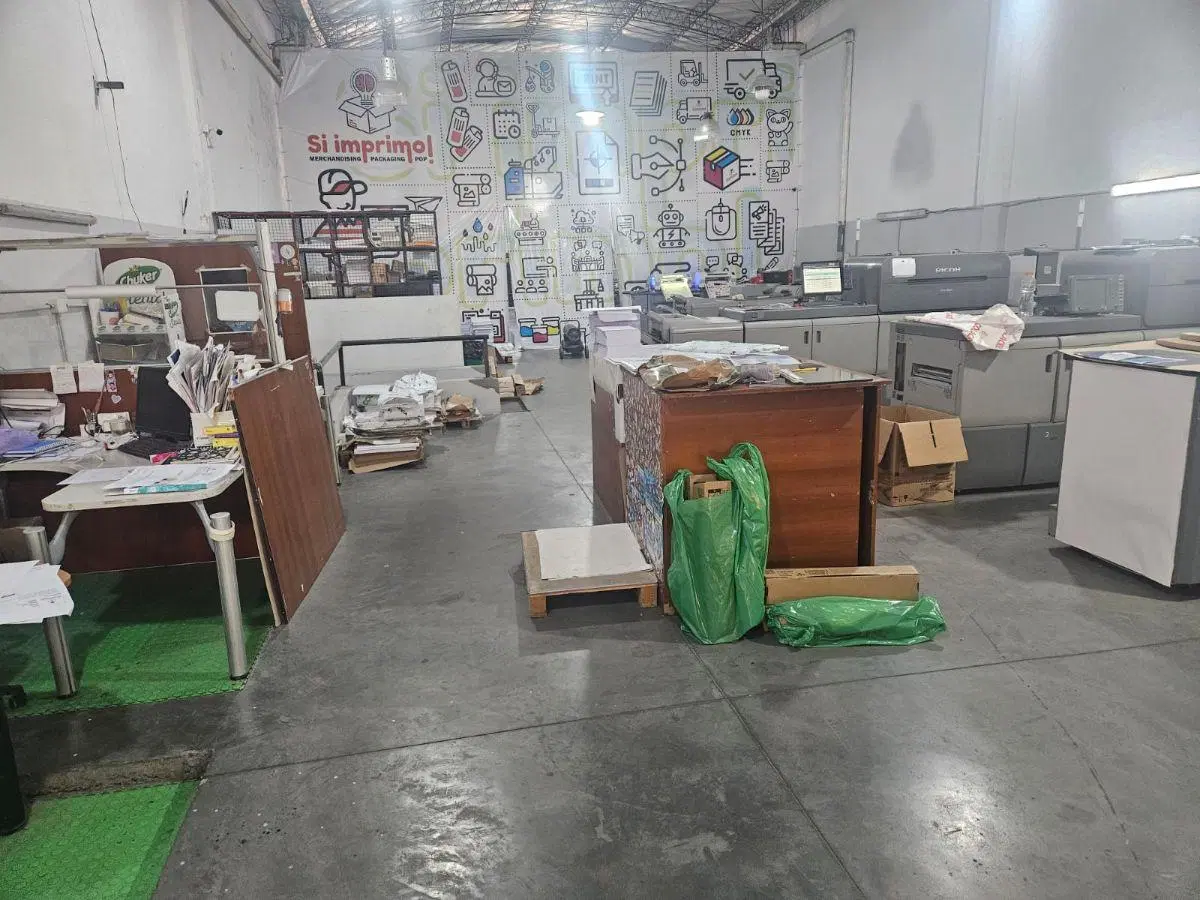 !!!!!!Venta Galpon en Pompeya/Parque Patricios con Oficinas IMPECABLE!!!!!! 4