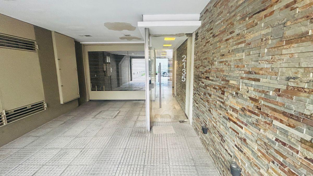 Foto de Monoambiente de 35 m² - Balcon al frente- Luminoso- aireacondicionado, imagen 1