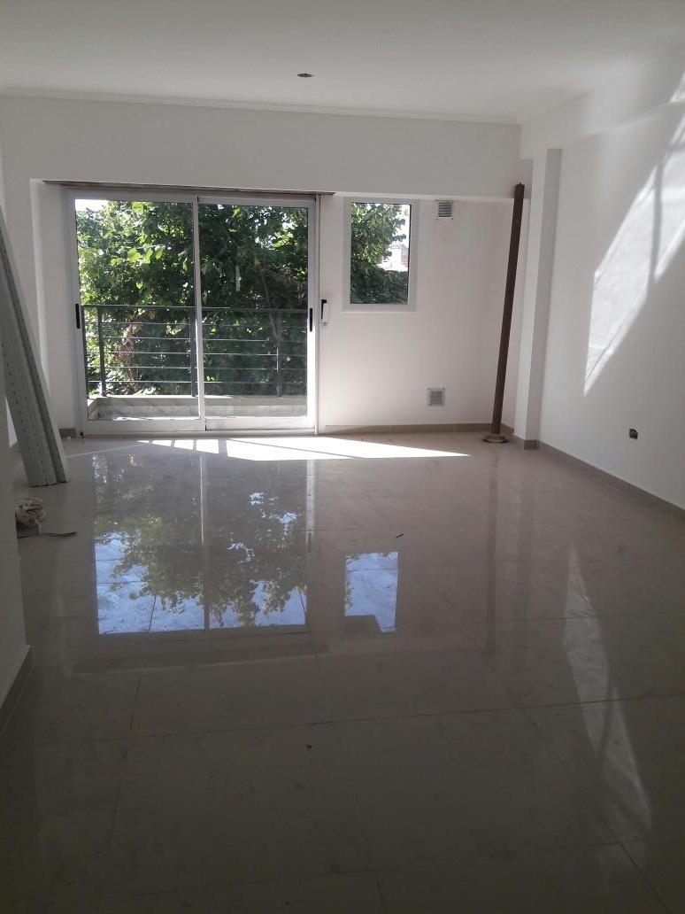 Foto de VENTA CON RENTA !! SEMIPISOS DE 2 AMBIENTES FRENTE Y CONTRAFRENTE, imagen 4