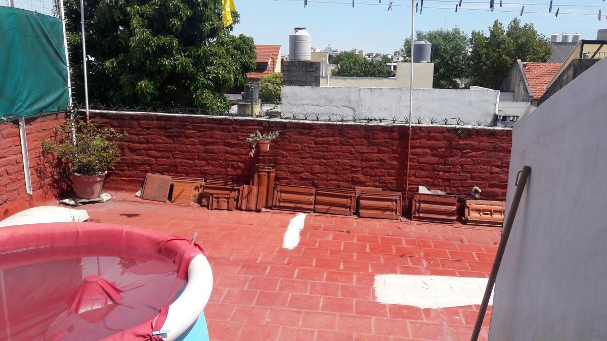 Venta PH de 2 y 3 Ambientes Al Frente con Garage Ideal Dos Familias, Liniers 3