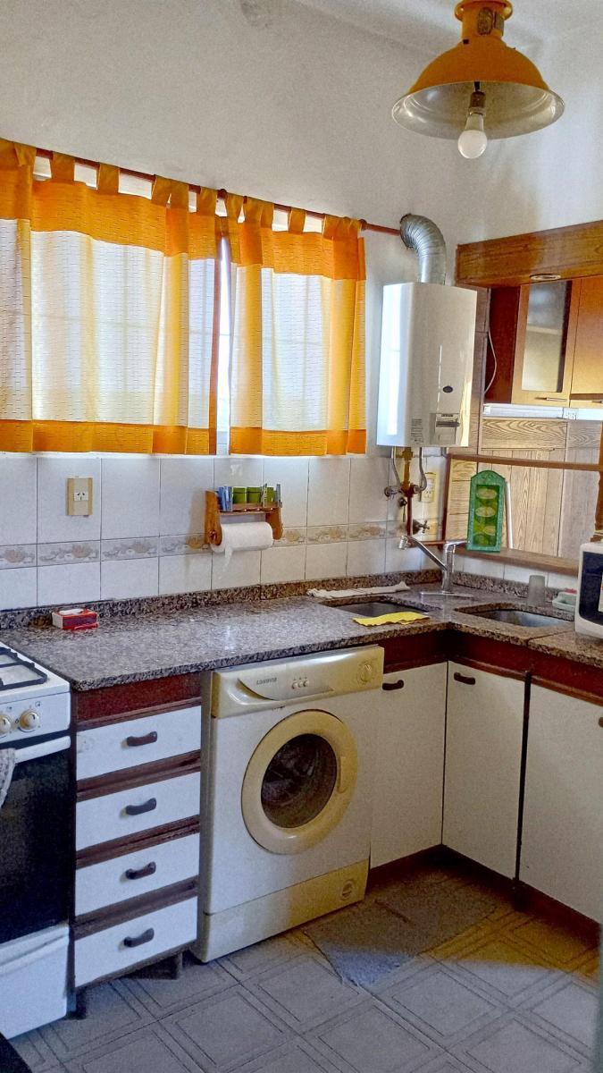 Venta de Hermoso PH de 3 Ambientes con Patio en 1º Piso, Villa Santa Rita! 2