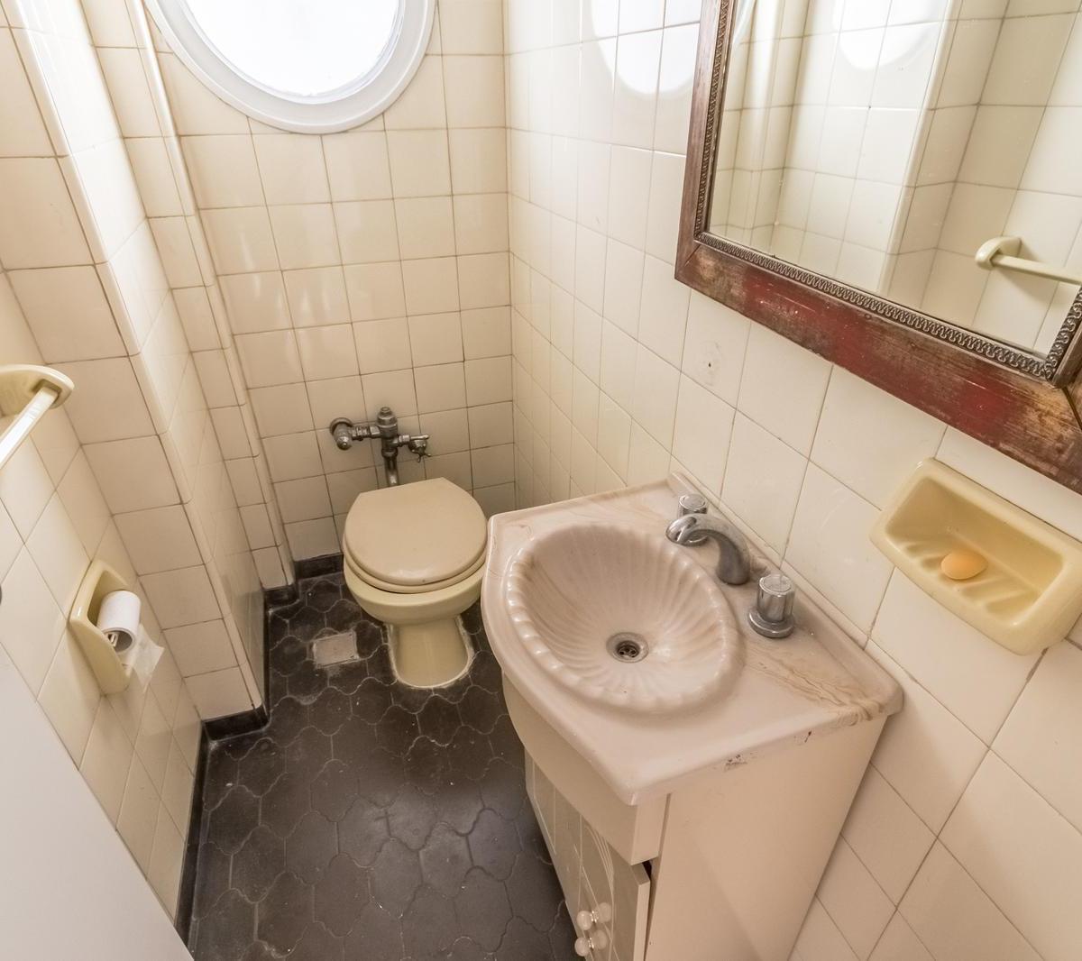 En Venta Caballito Semipiso 3 Amb. C/dep, Cochera, Baulera 4