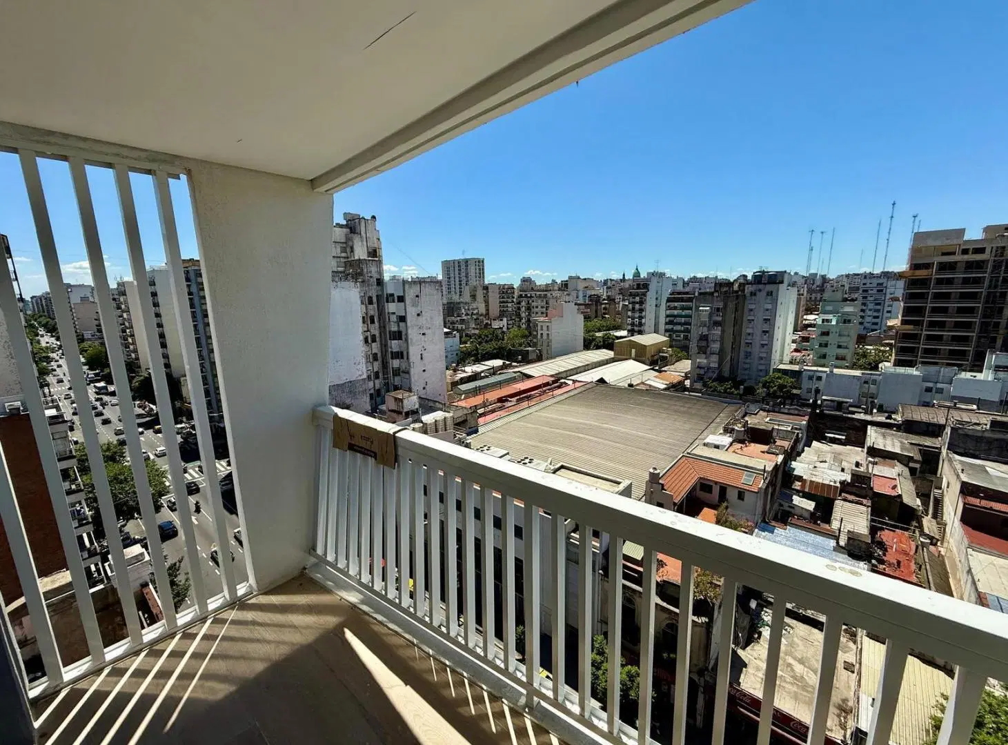 EN VENTA MONSERRAT AMBIENTE Y MEDIO EDIFICIO FULL AMENITIES 2