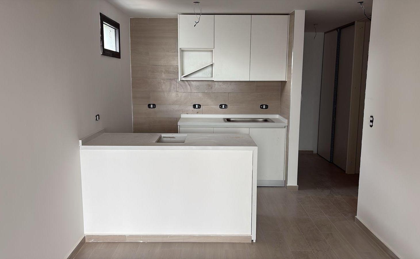 Foto de EN VENTA PALERMO DIVINO MONOAMBIENTE A ESTRENAR PISO ALTO, imagen 2
