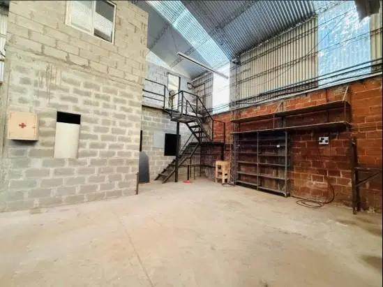 VENTA VILLA ROSA PILAR GALPÓN INDUSTRIAL LOTE DE 1.580 m² 2