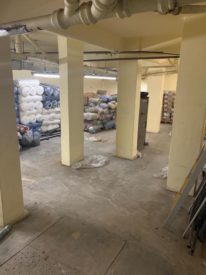 Foto de VENTA DEPOSTO DE 200 M2 EN SUBSUELO C/ LOCAL A LA CALLE, imagen 2