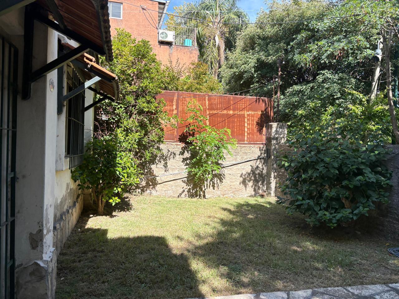 Foto de VENTA BAJO DE SAN ISIDRO CASA A RECICLAR TERRENO DE 10X20, imagen 5