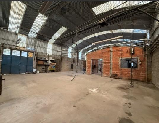 Foto de VENTA VILLA ROSA PILAR GALPÓN INDUSTRIAL LOTE DE 1.580 m², imagen 5