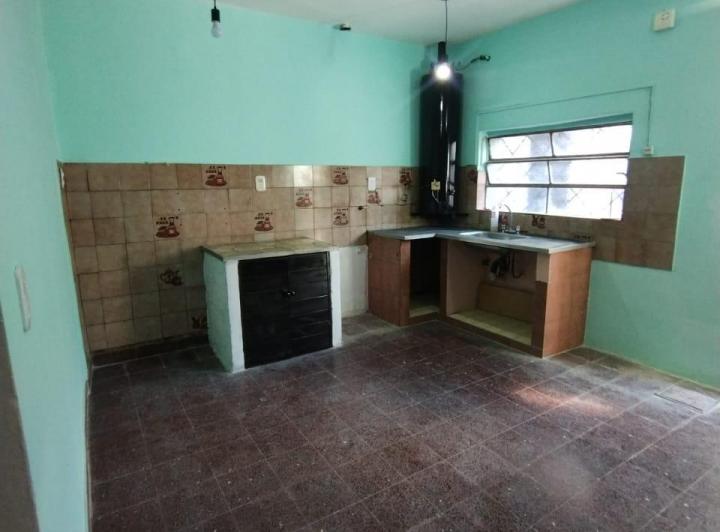 PH 3 ambientes con patio y parrilla en alquiler en Lomas del Mirador 2