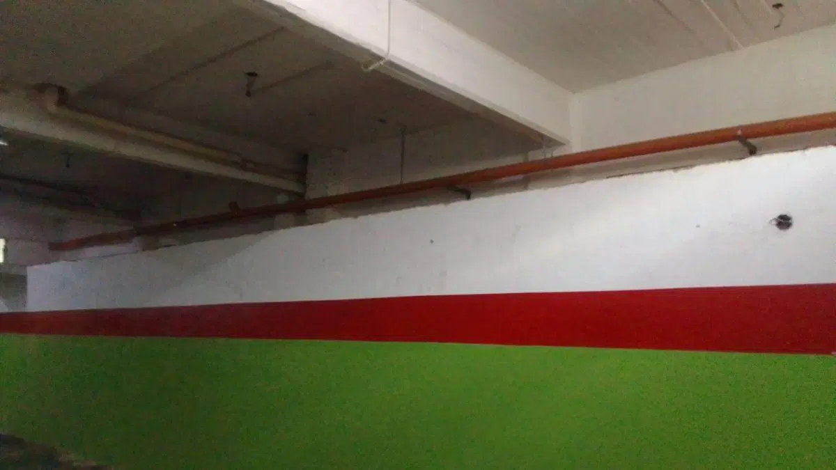 Galpón en alquiler de 192m2 ubicado en La Tablada a 100 metros de Av. Crovara 3