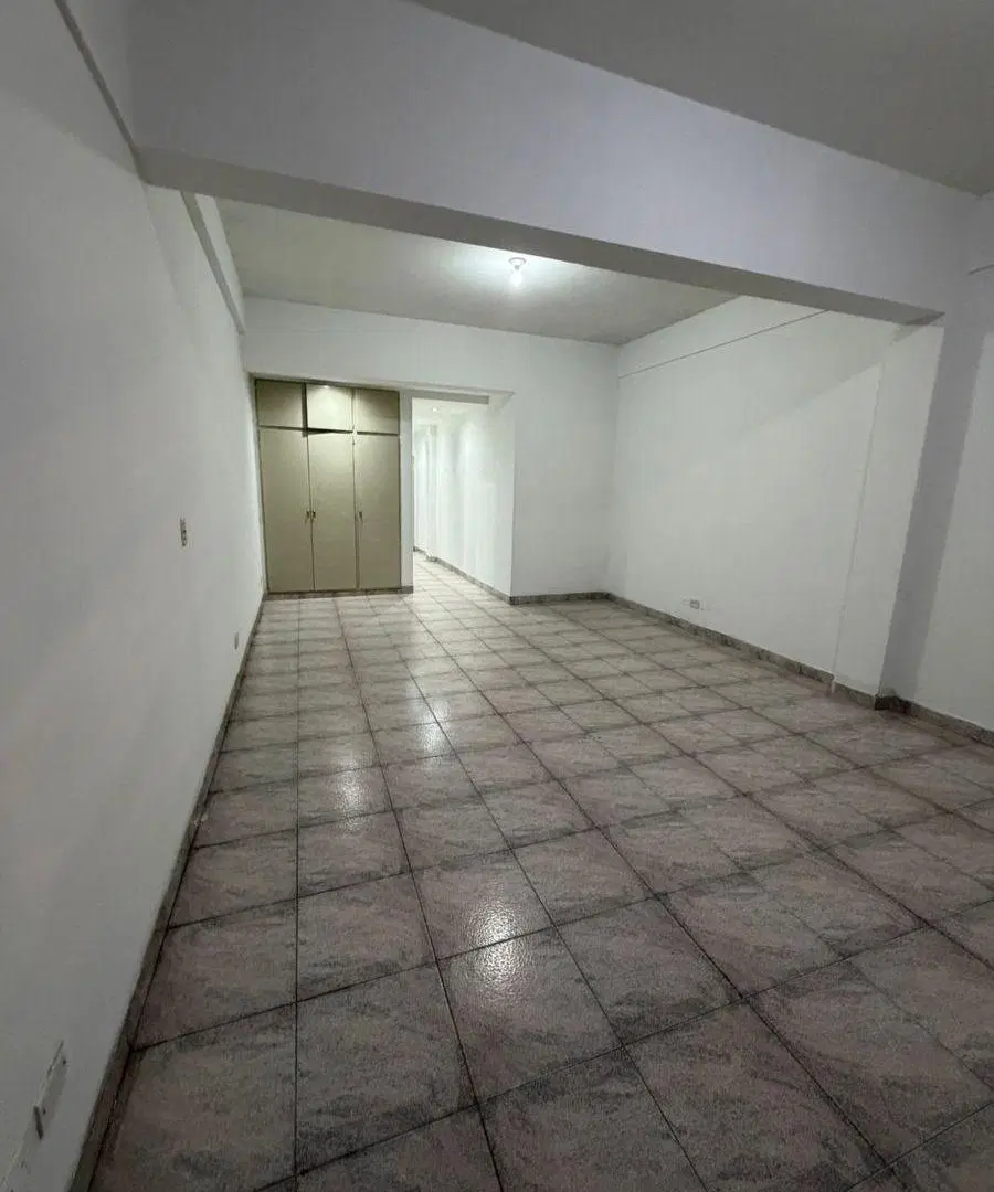 Monoambiente en alquiler en Villa Madero sobre Av. Crovara al 800 5