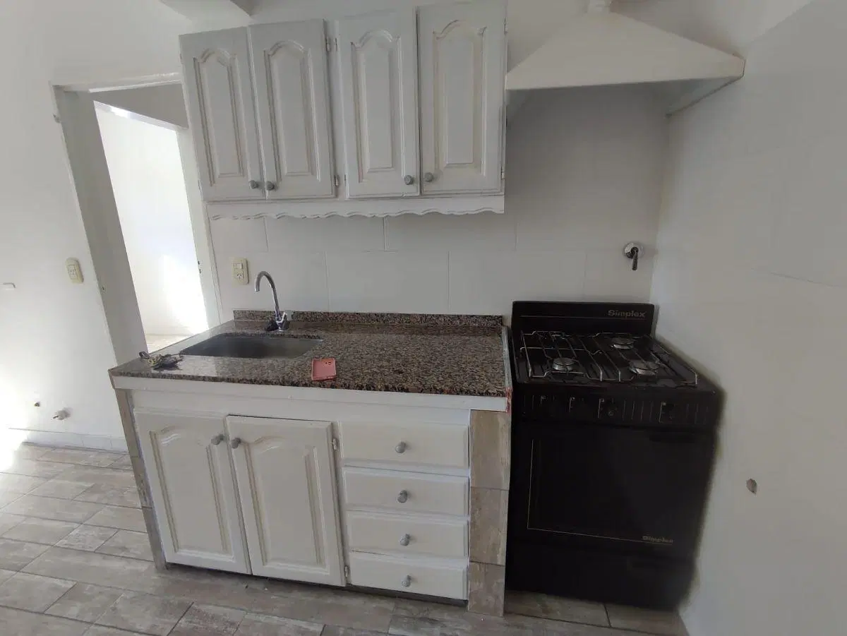 Departamento en alquiler de 2 ambientes en Villa Insuperable sin expensas 4